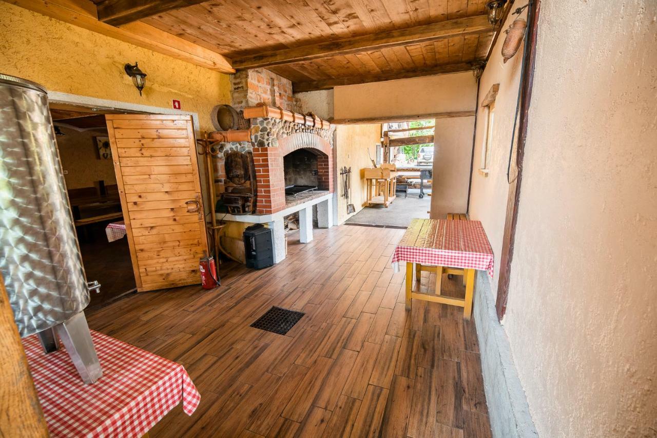 Apartment With Sauna Pr' Geci 多布瓦 外观 照片